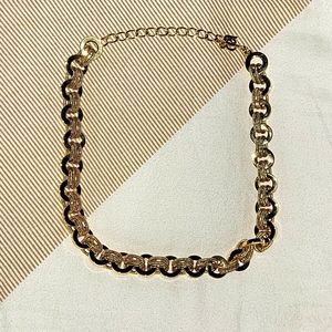 Gold Circle Links Necklace